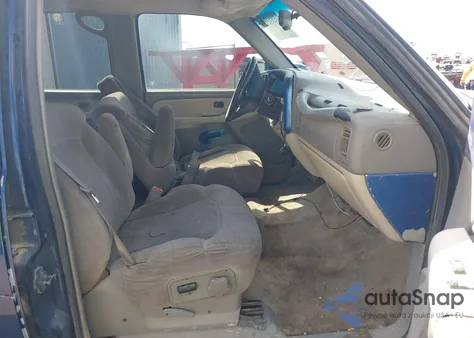 2002 Chevrolet Tahoe Ls from USA, damaged, VIN 1GNEC13Z32R128767